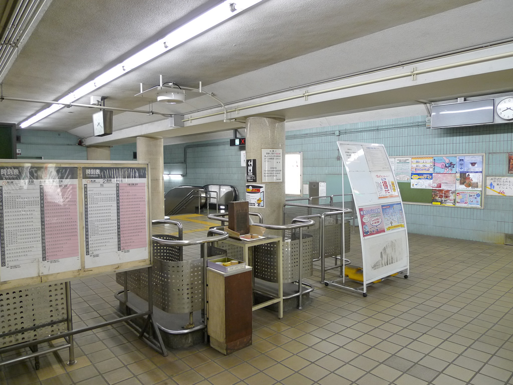 亀島駅 / Kamejima Station 9