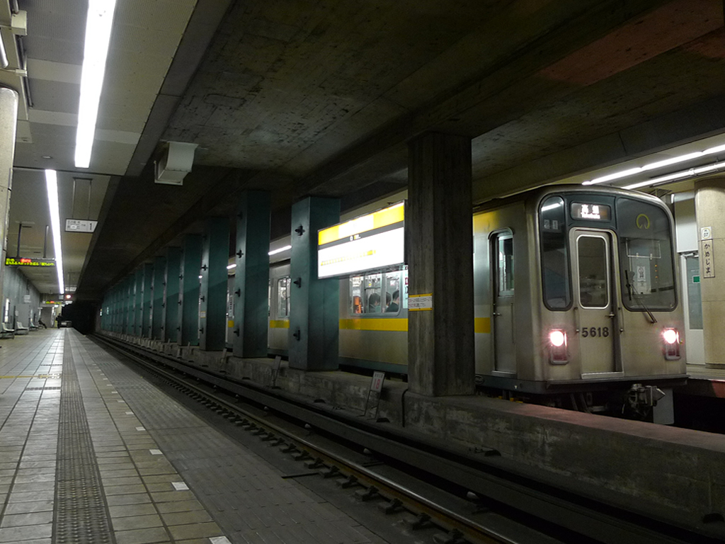 東山線 5000系 / Series 5000 8