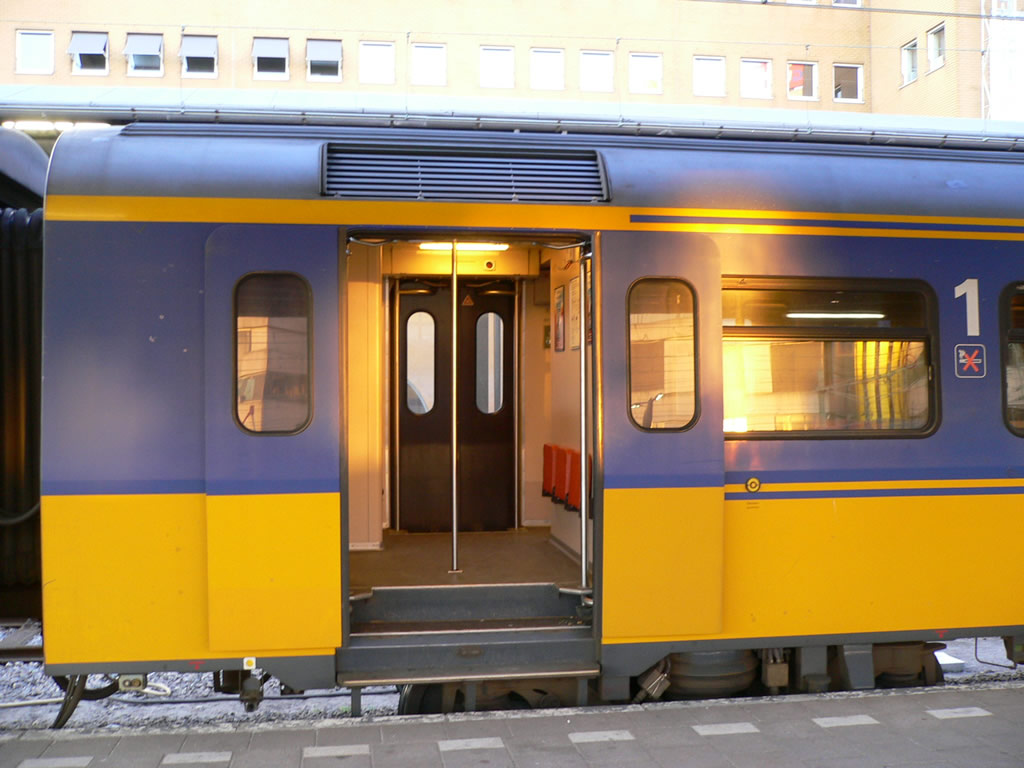 NS ICM電車 / It is mainly used in routes that do not reach Amsterdam. 11