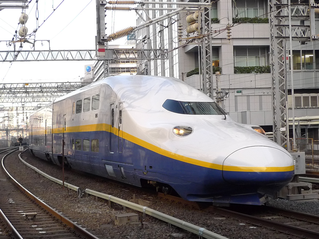 E4系 二階建て新幹線: funini.com / EMU E4 Double Decker: funini.com 5