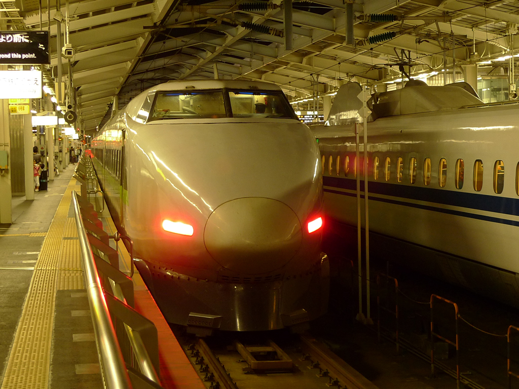 100系 / EMU 100 5