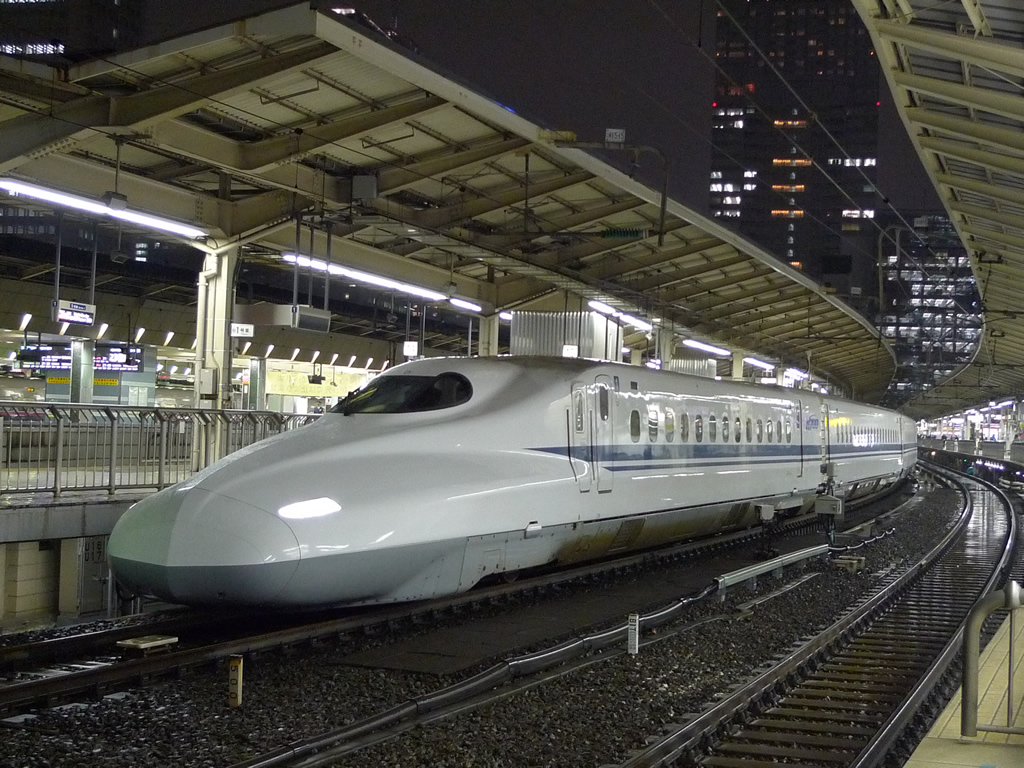 N700系: funini.com / Shinkansen EMU N700: funini.com 7