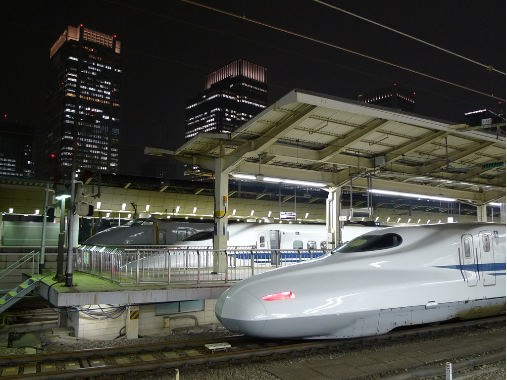 N700系: funini.com / Shinkansen EMU N700: funini.com 8