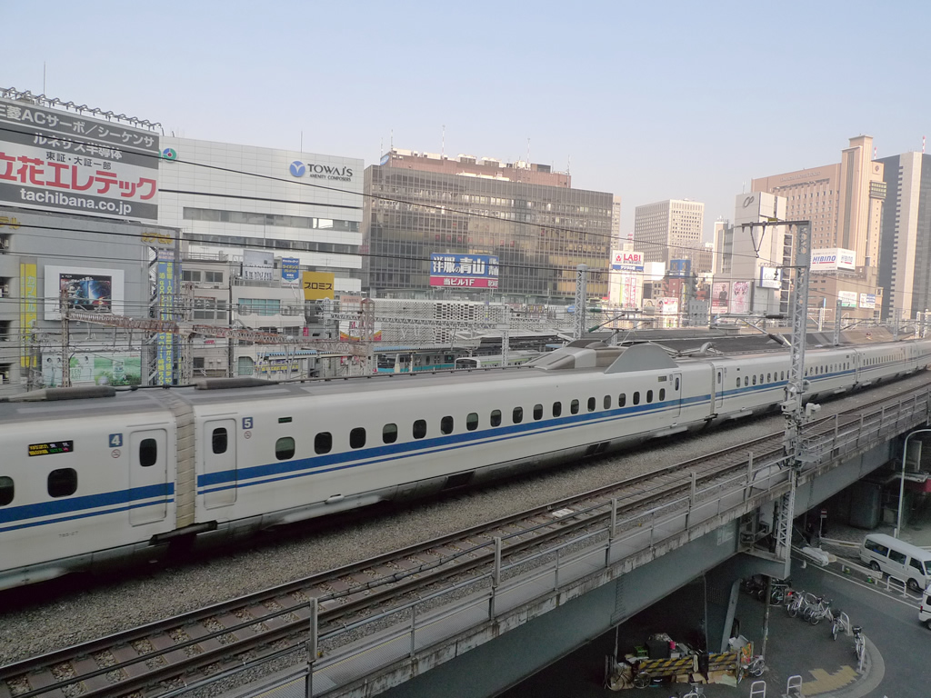 N700系: funini.com / Shinkansen EMU N700: funini.com 9