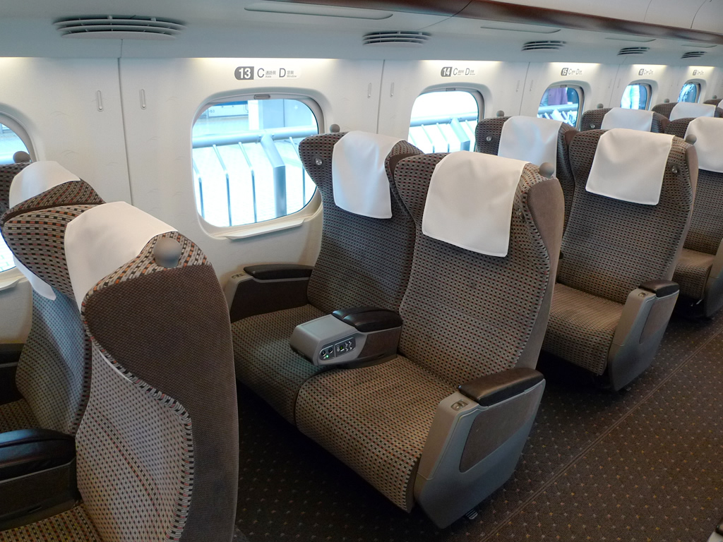 N700系: funini.com / Shinkansen EMU N700: funini.com 14