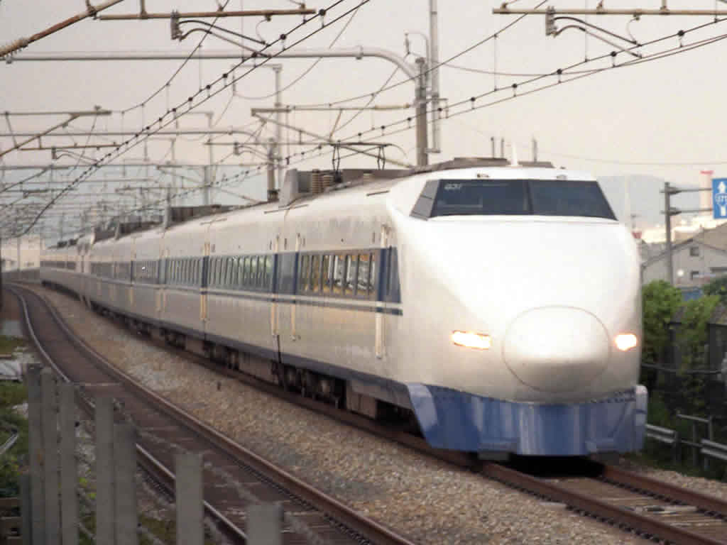0系、100系、923系