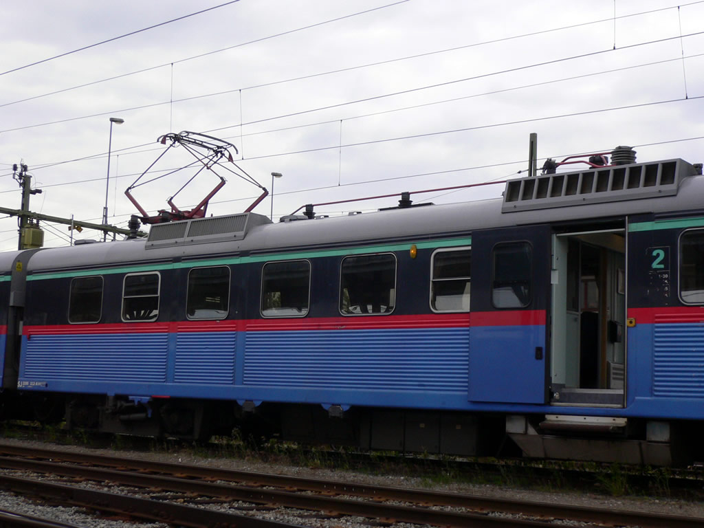 SJ X11系列 近郊形電車 / SJ X10 Series (X11, X12, X13, X14) 11