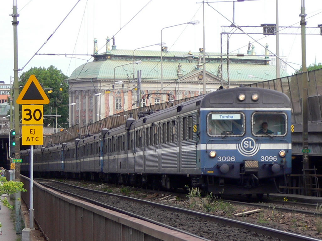 SL X1 通勤形電車 / SL EMU X1 in Stockholm 7