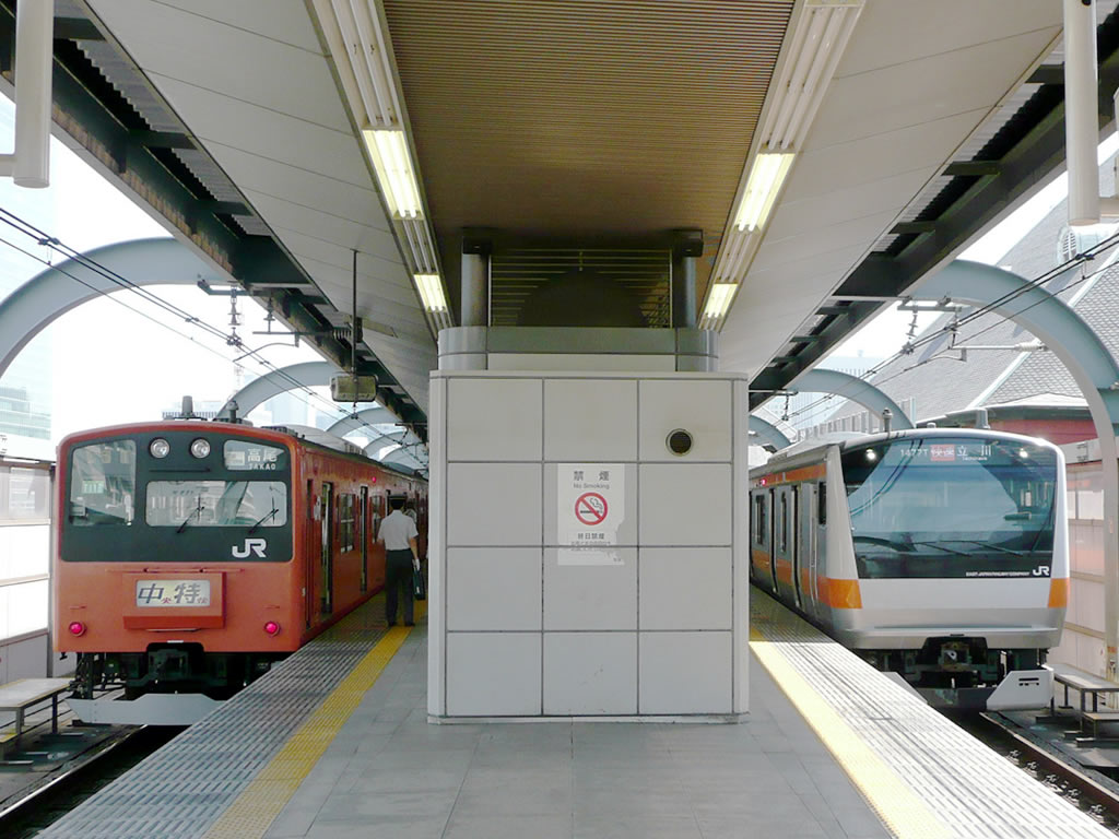 E233系 中央線: funini.com / EMU E233, Chuo Line: funini.com 12