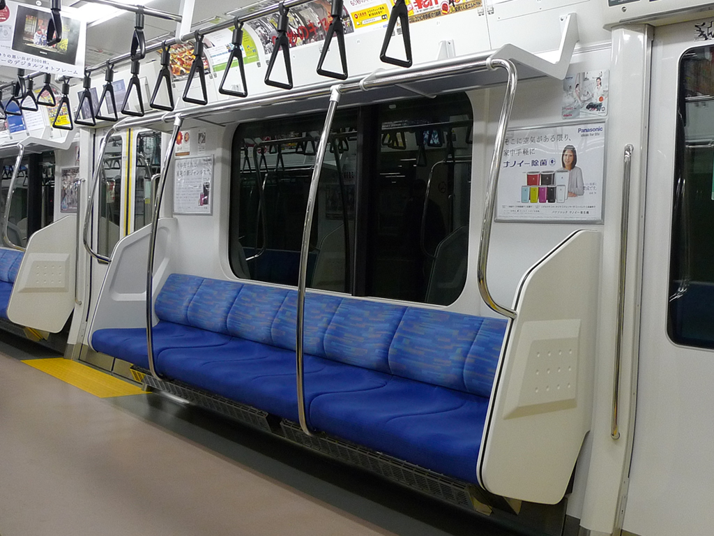 京浜東北線 E233系: funini.com / EMU E233, Keihin-Tohoku: funini.com 16