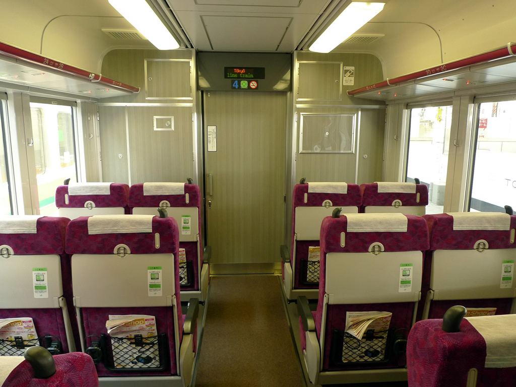E233系3000番台 東海道線: funini.com / EMU E233-3000, Tokaido Line: funini.com 12