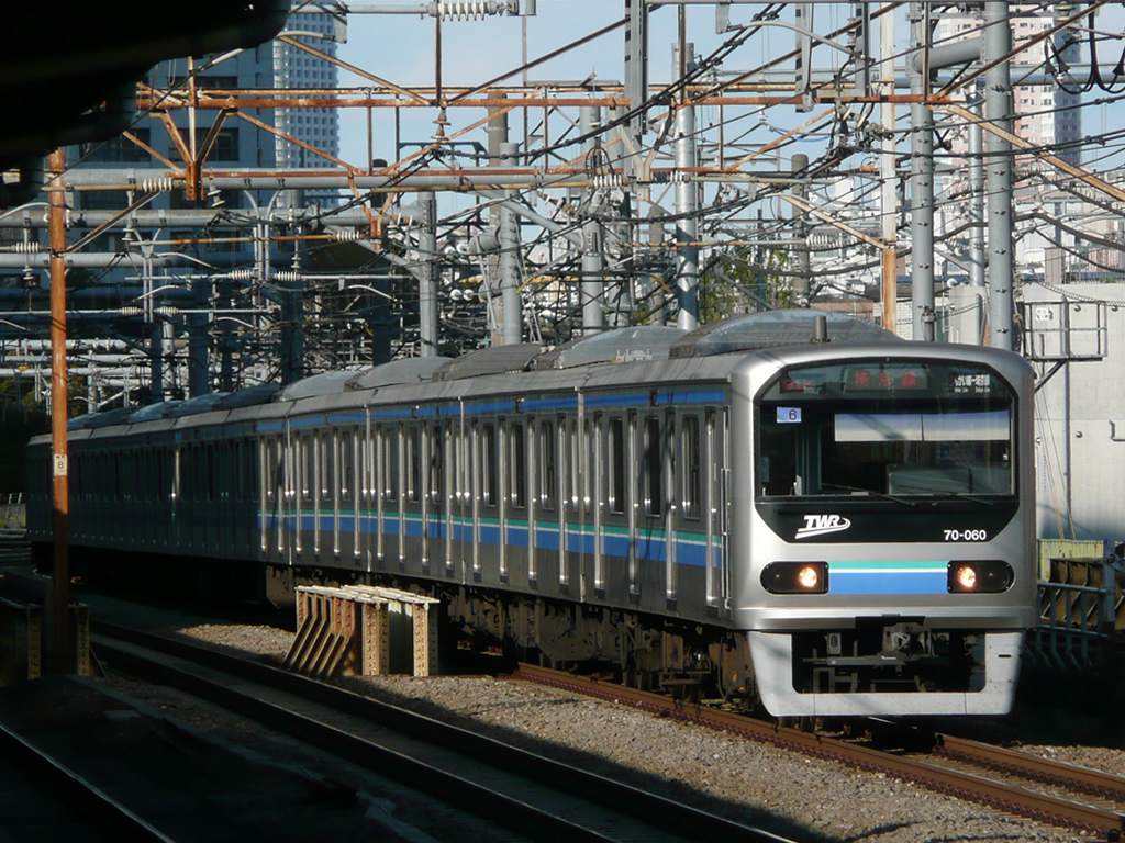 りんかい線 70-000系