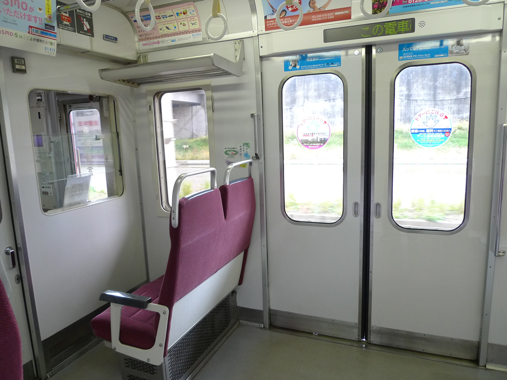 京急600系 / Keikyu EMU Series 600 11