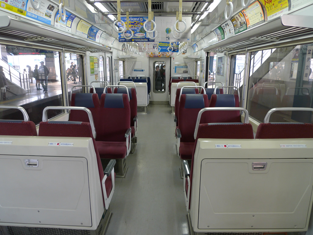 京急600系 / Keikyu EMU Series 600 12
