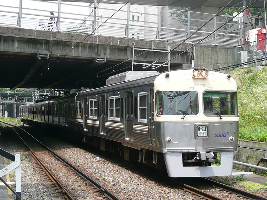 京王井の頭線 / Keio Inokashira Line 2