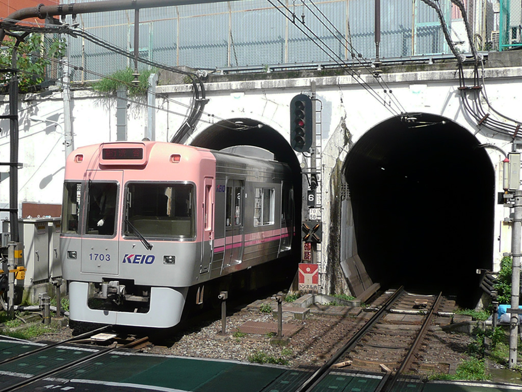 京王井の頭線 / Keio Inokashira Line 10