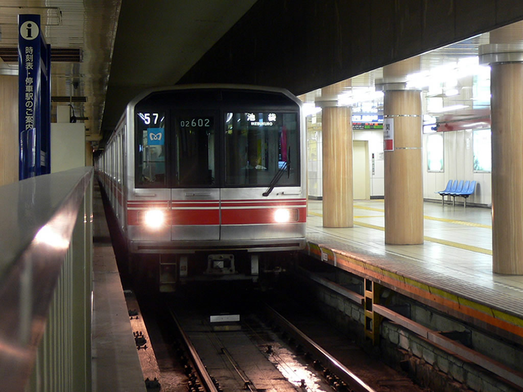 丸ノ内線 / Marunouchi Line 4