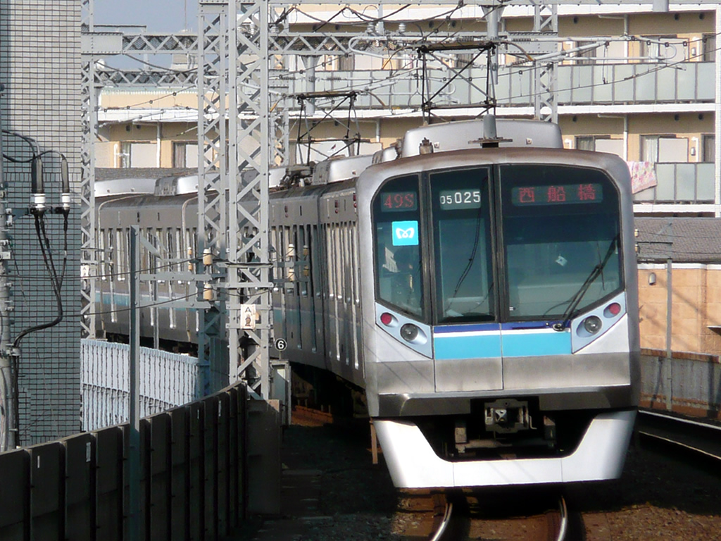 東西線 05N系: funini.com / Tozai Line, Series 05N: funini.com 3