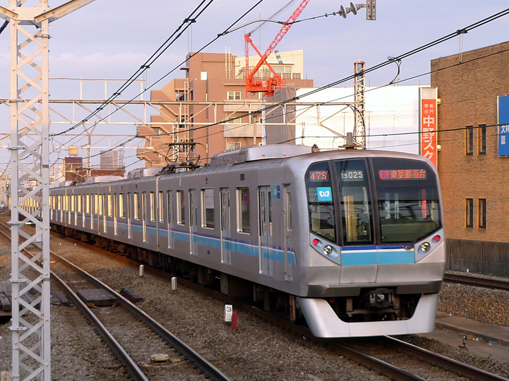 東西線 05N系: funini.com / Tozai Line, Series 05N: funini.com 4