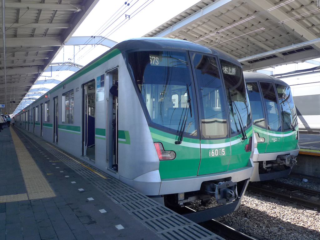 千代田線 16000系 / Chiyoda Line, Series 16000 6