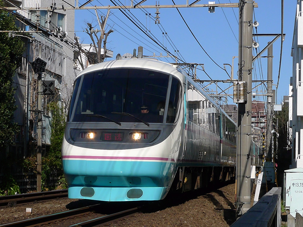 小田急特急車 / Odakyu Express 6