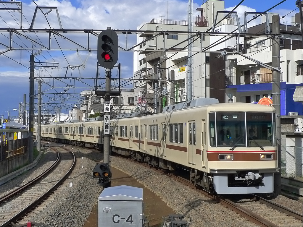 新京成8800形旧帯 / Shin-Keisei EMU 8800 2