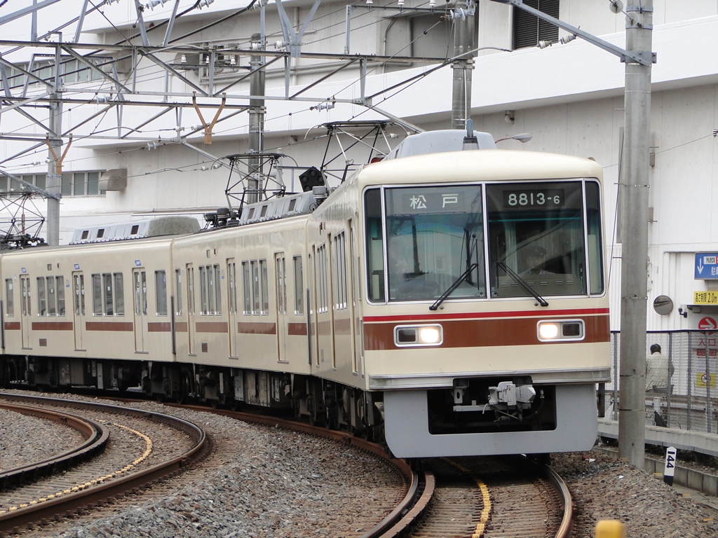 新京成8800形旧帯 / Shin-Keisei EMU 8800 4