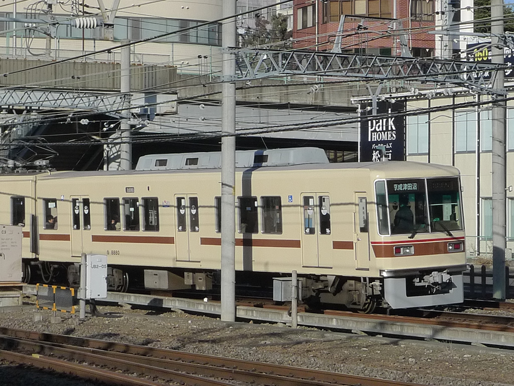 新京成8800形旧帯 / Shin-Keisei EMU 8800 8