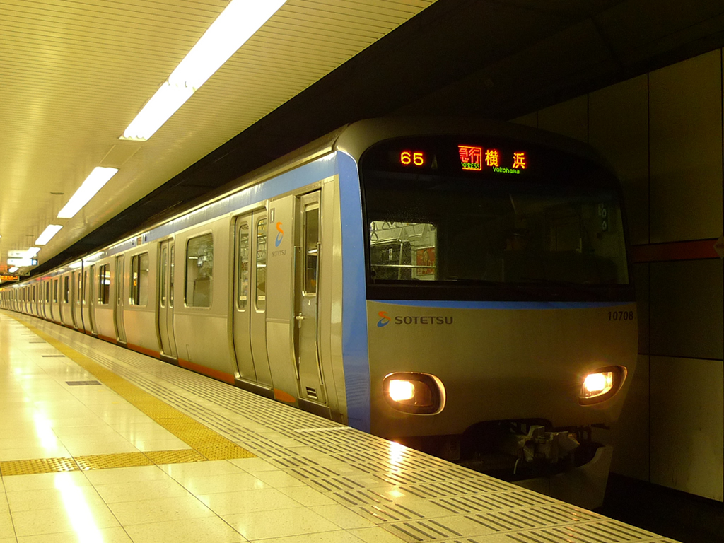 相鉄10000系 / EMU 10000 4