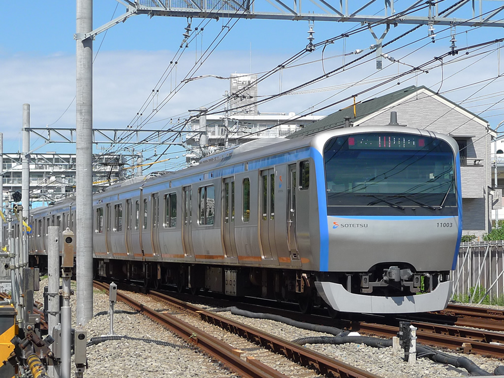 相鉄11000系