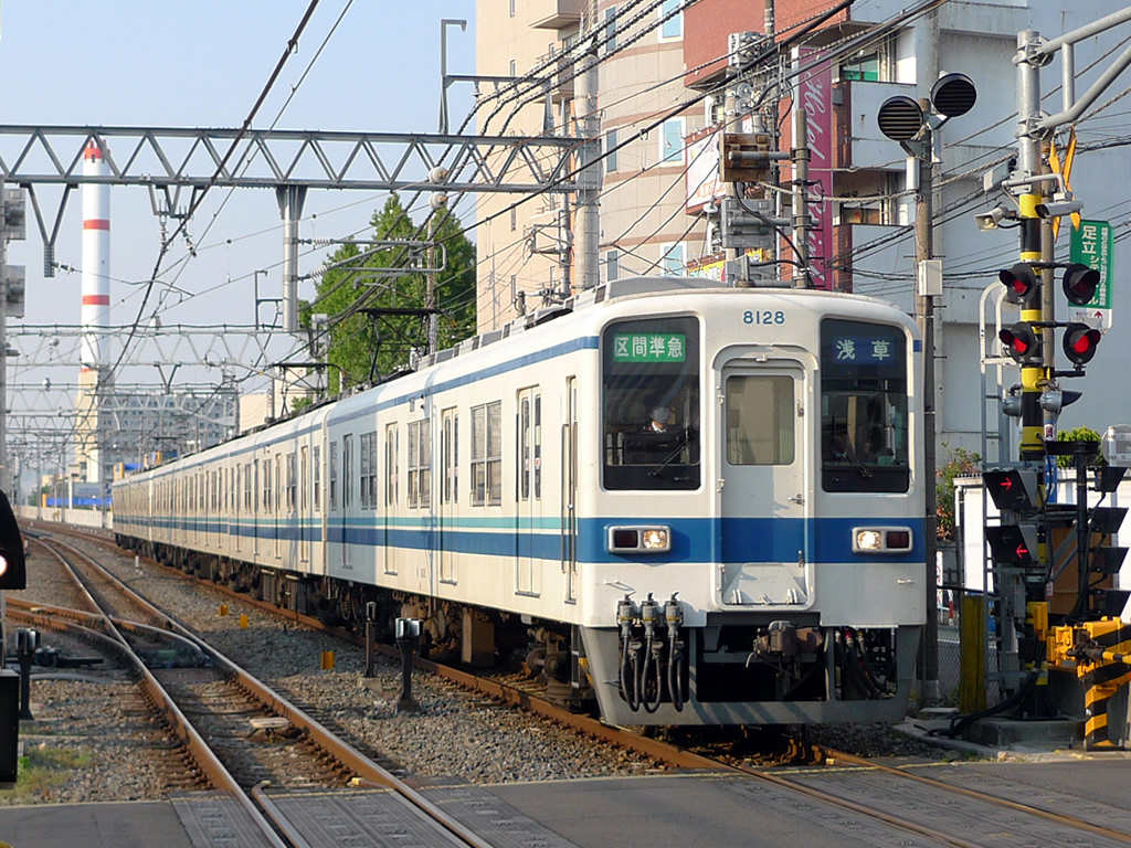 東武8000系