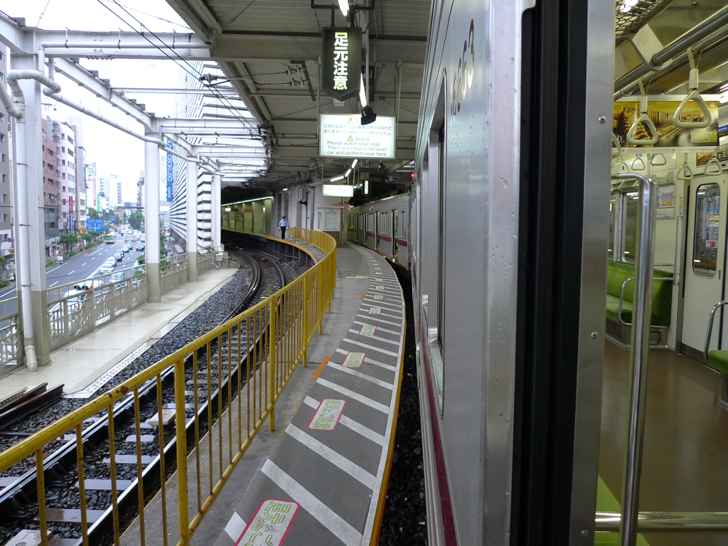 浅草駅 / Asakusa Station 7