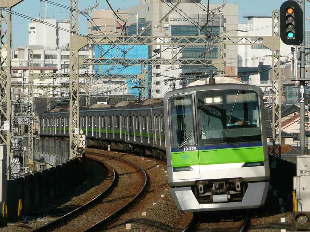 都営新宿線 10-300系