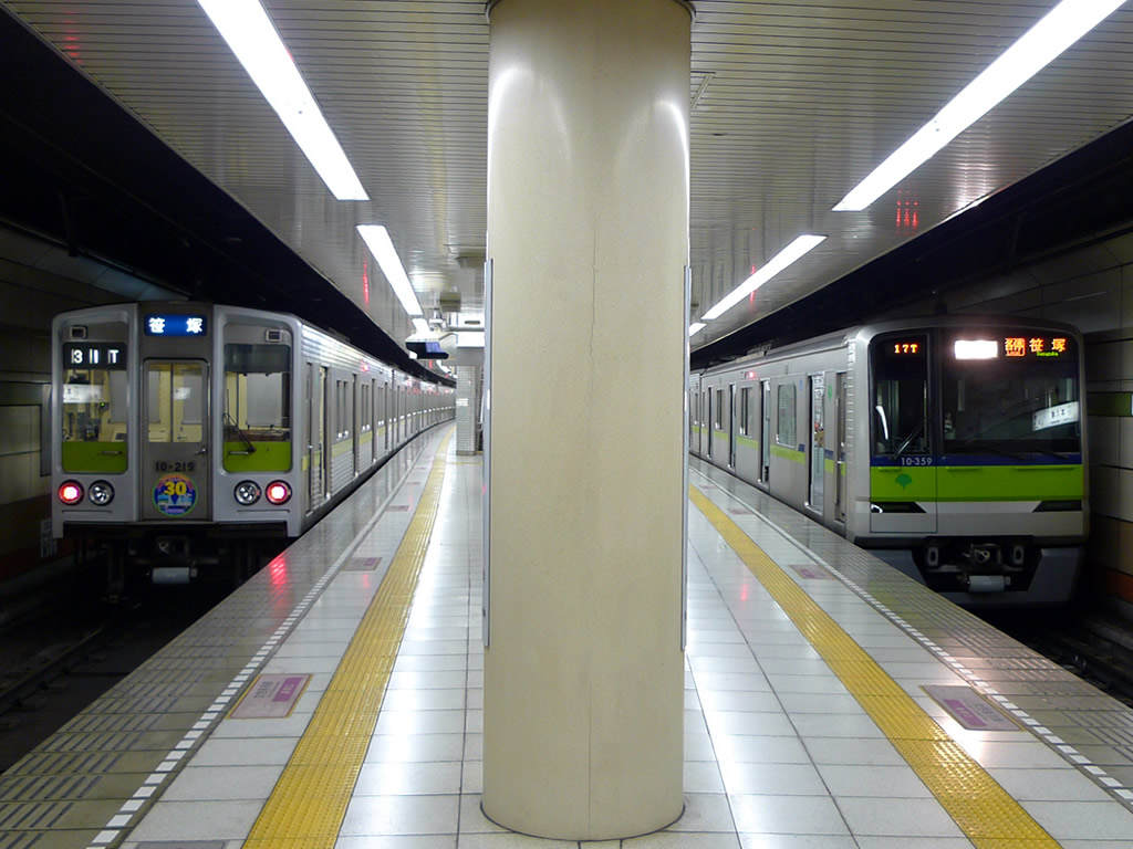 都営新宿線 10-300系 / Shinjuku Line, EMU 10-300 5
