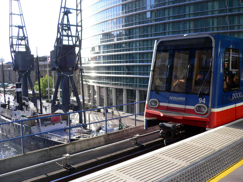 新交通DLR線 / DLR: Docklands Light Railway 3