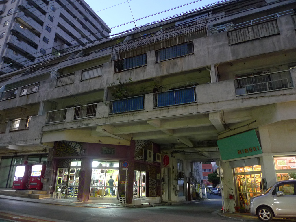 協栄浮島マンション / Ukishima Apartment 13